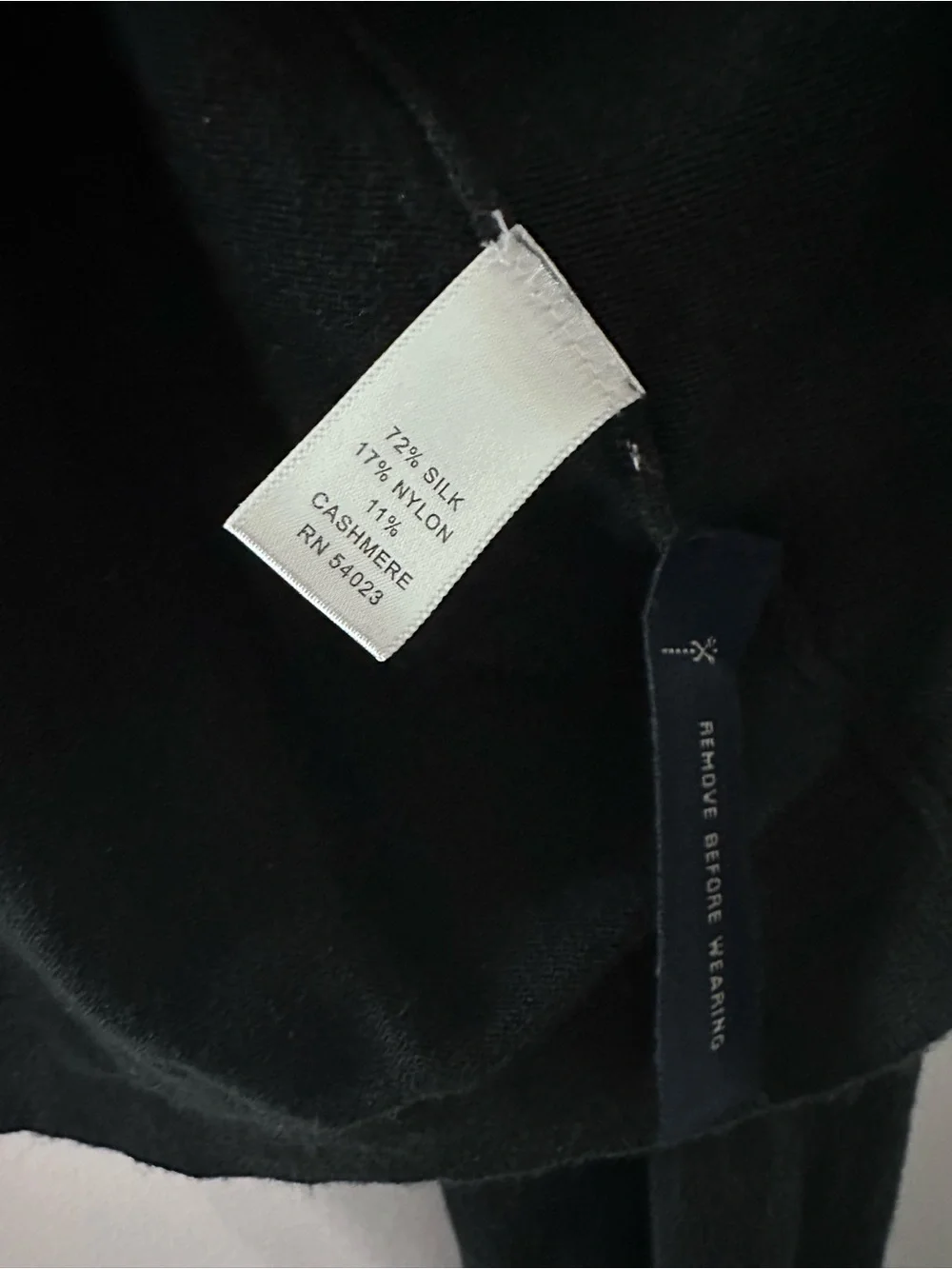 Banana Republic Men's Black V neck Sweater
